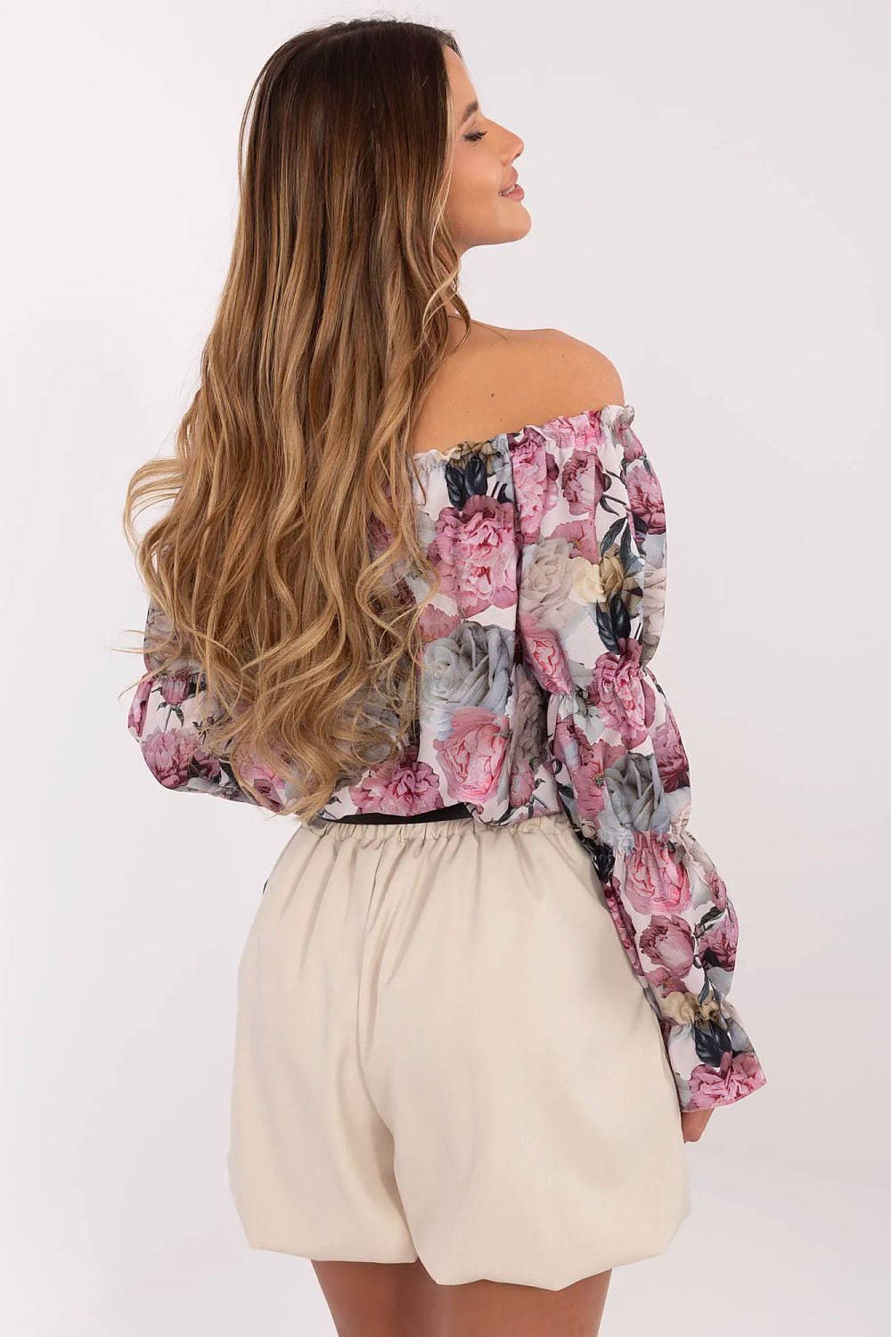 Shorts model 209179 Italy Moda