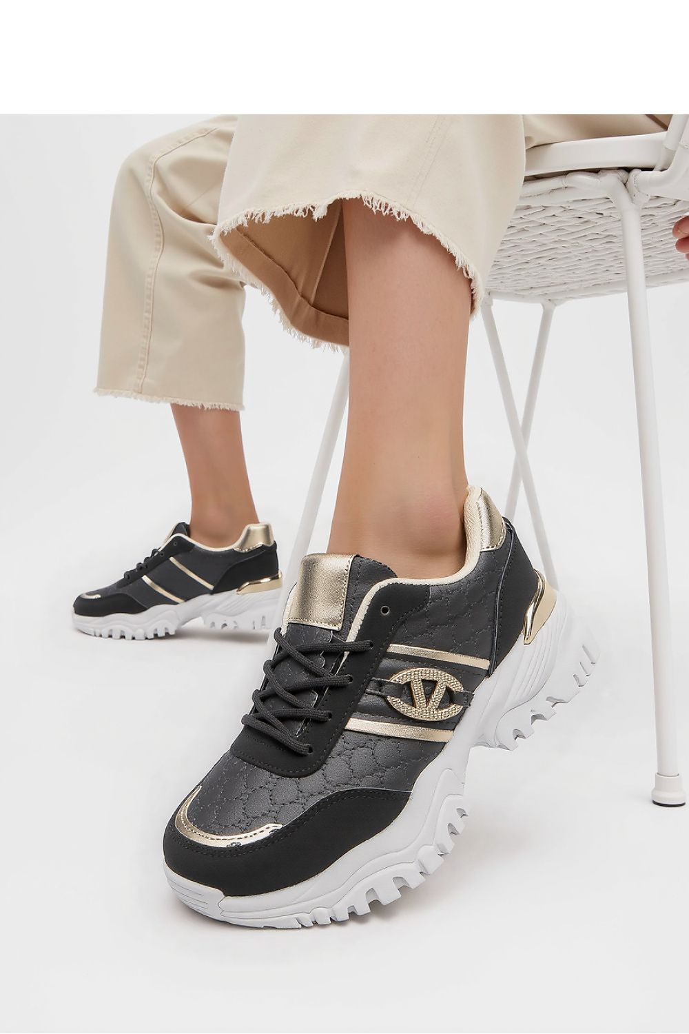 Sport Shoes model 210194 Inello