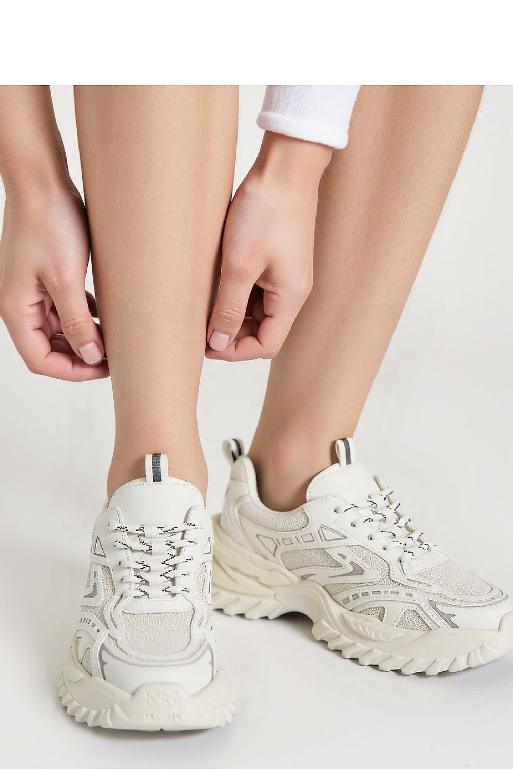 Sport Shoes model 210195 Inello