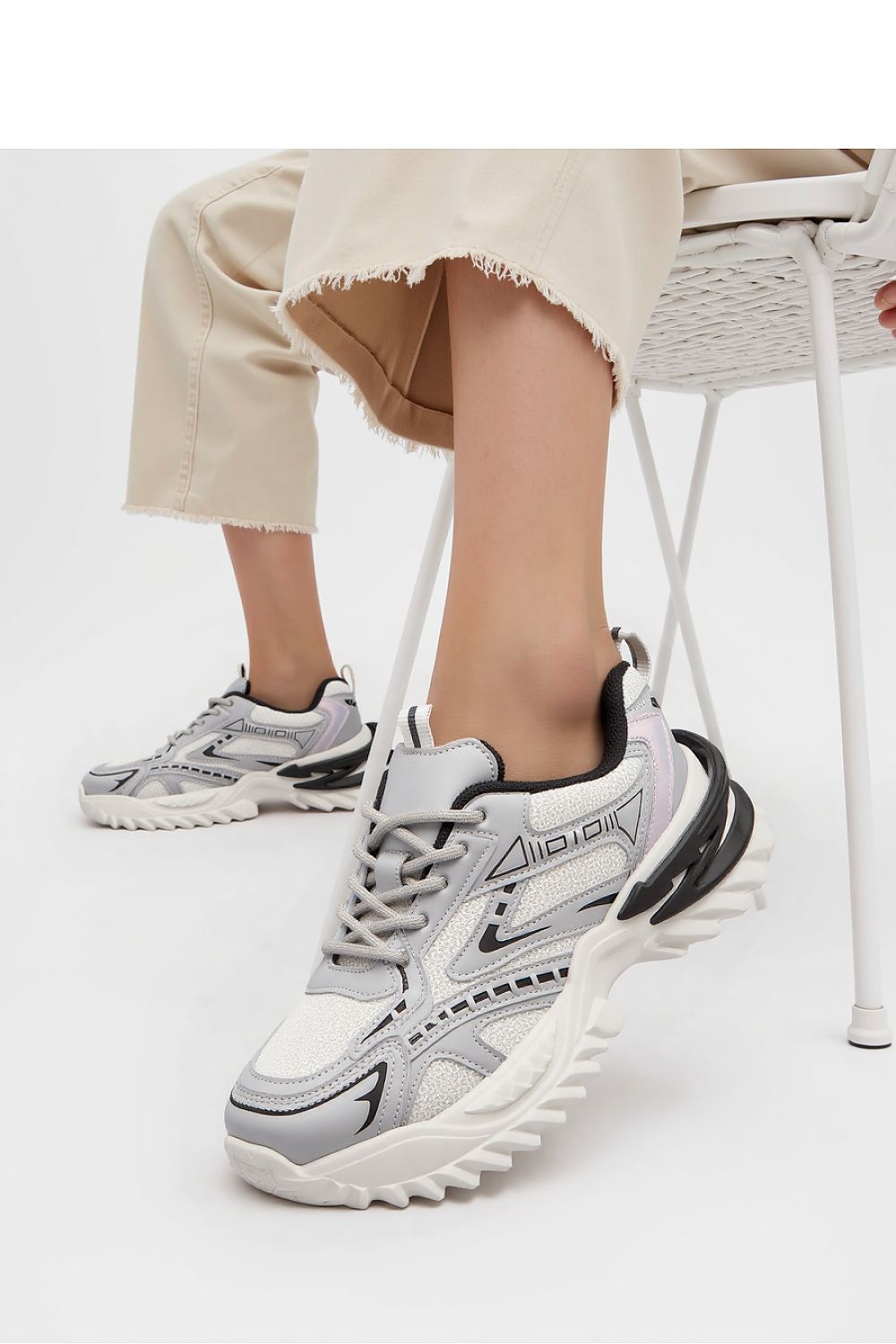 Sport Shoes model 210196 Inello