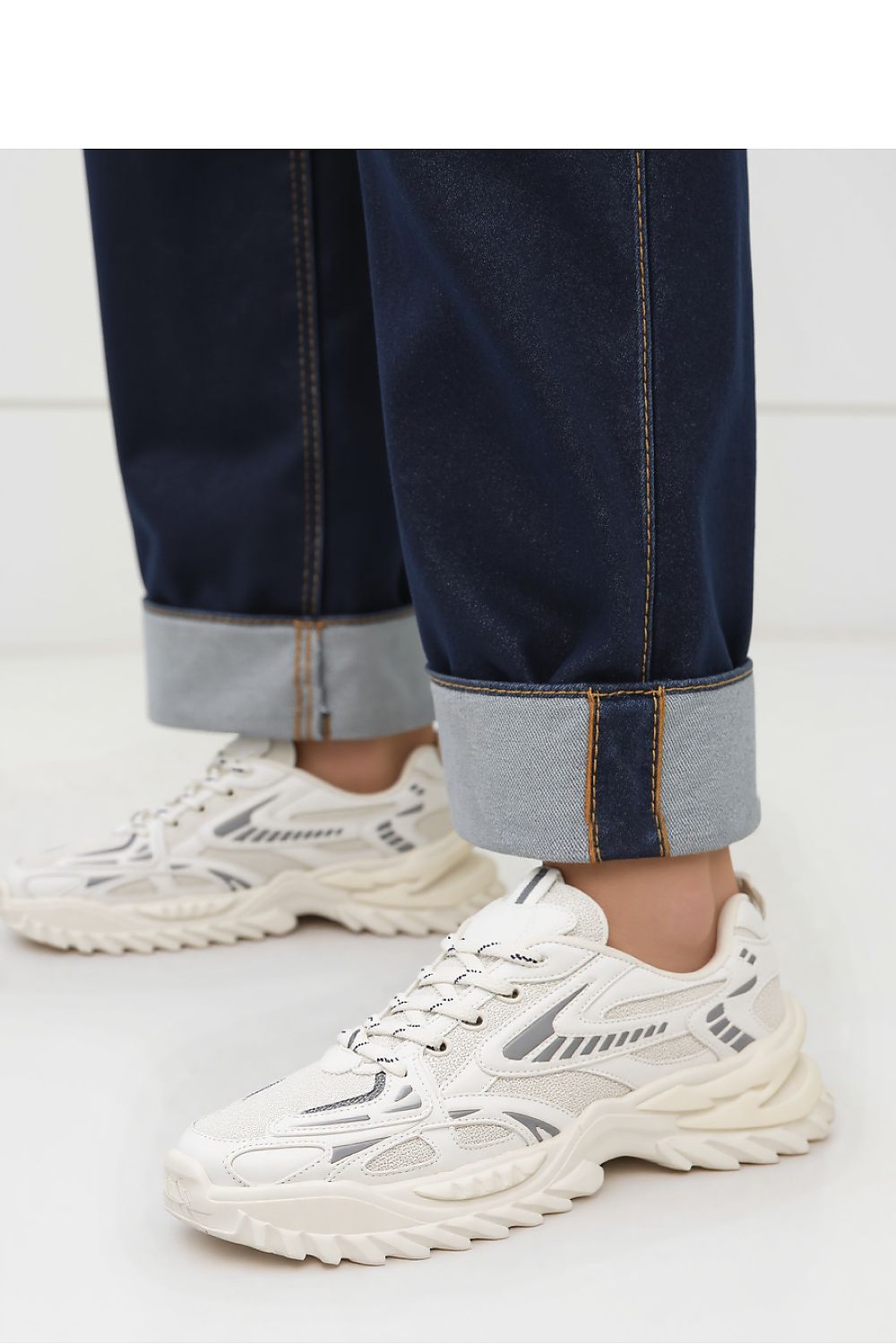 Sport Shoes model 210215 Inello