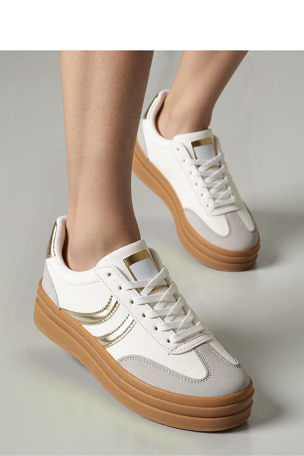 Sport Shoes model 210218 Inello