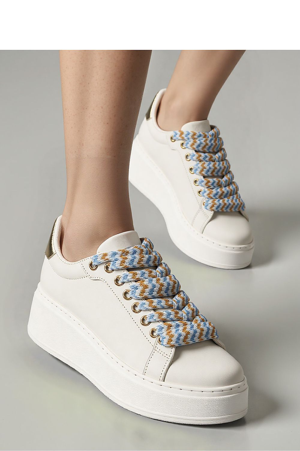 Sport Shoes model 210228 Inello