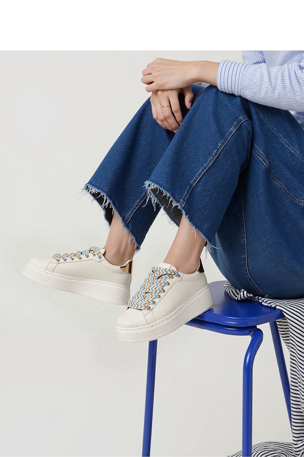 Sport Shoes model 210228 Inello