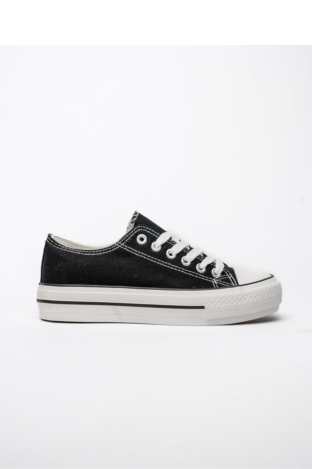 Sneakers model 210347 Inello