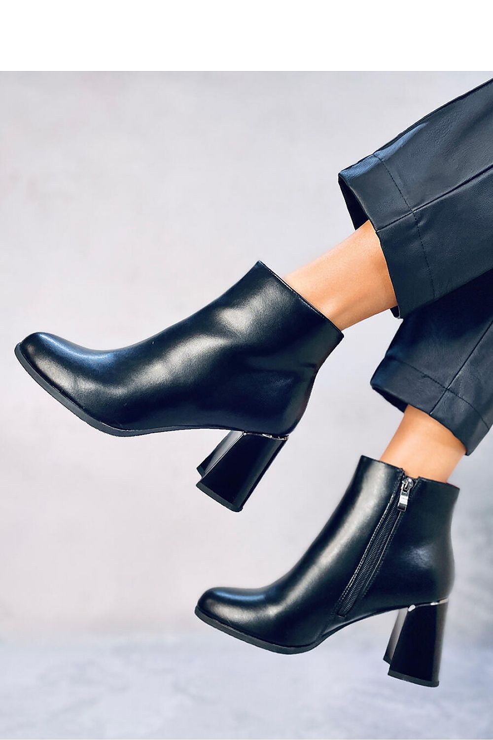  Heel boots model 188620 Inello 