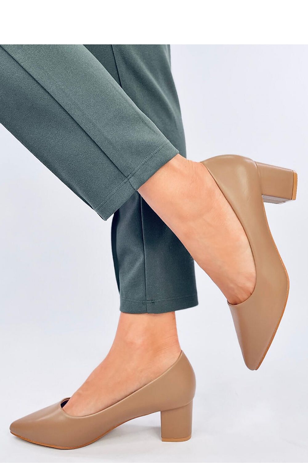  Block heel pumps model 194614 Inello 