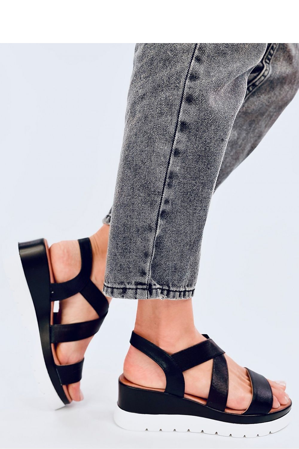  Heel sandals model 195139 Inello 