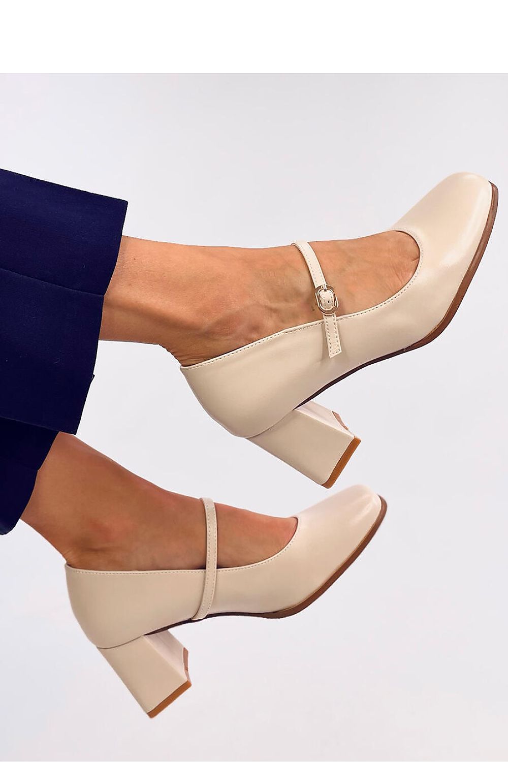  Block heel pumps model 200653 Inello 