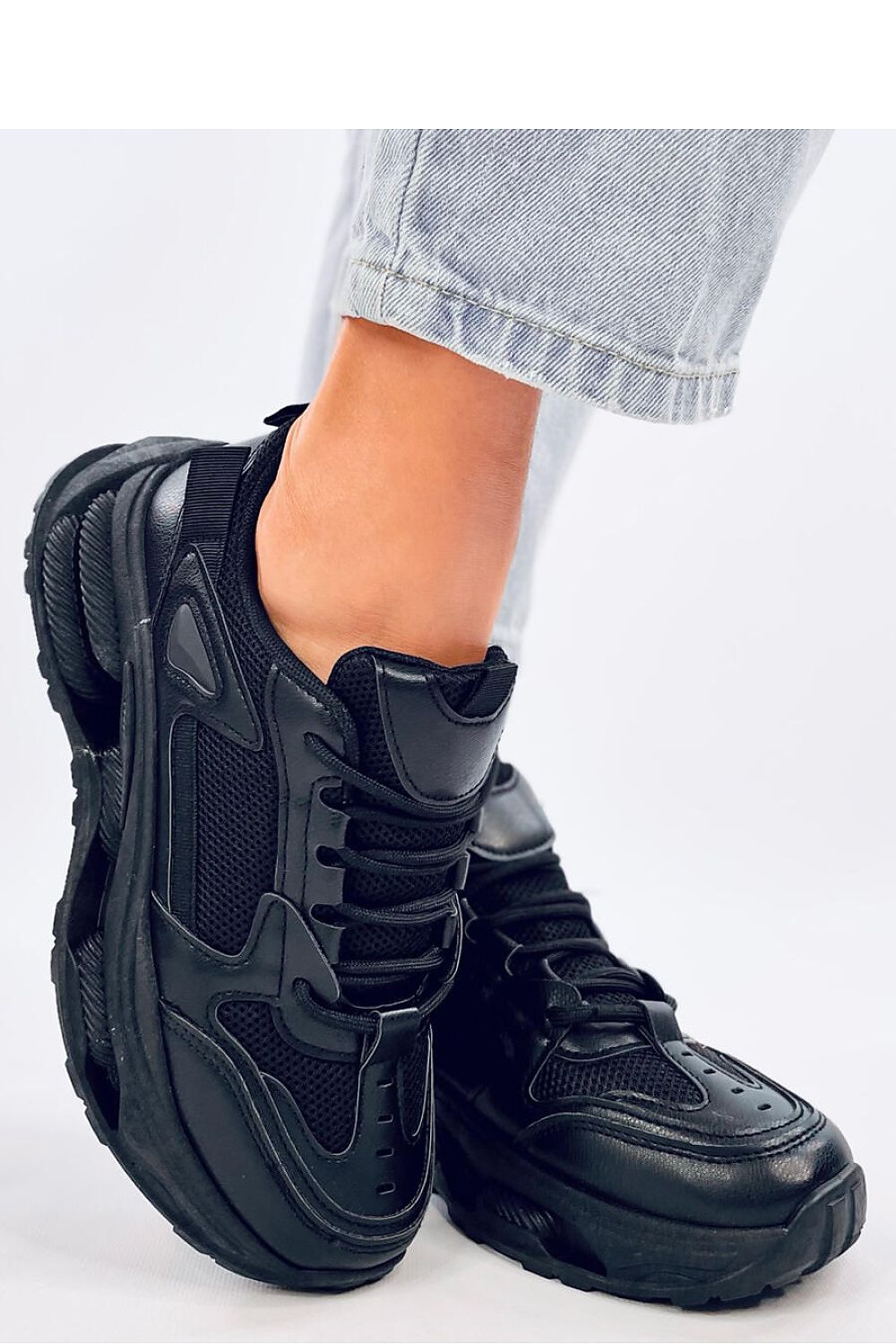  Sport Shoes model 205015 Inello 